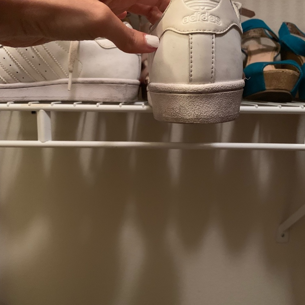Shoes - Picture 4 of 6